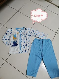 (Category: ) located in . Submitted by st20_shop (Listing ID 1180270073, Image 1). Description: .