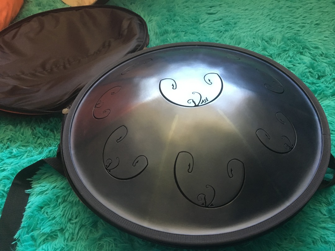 Rav Drum G minor pentatonic Handpan, 興趣及遊戲, 音樂、樂器 & 配件, 樂器 Carousell