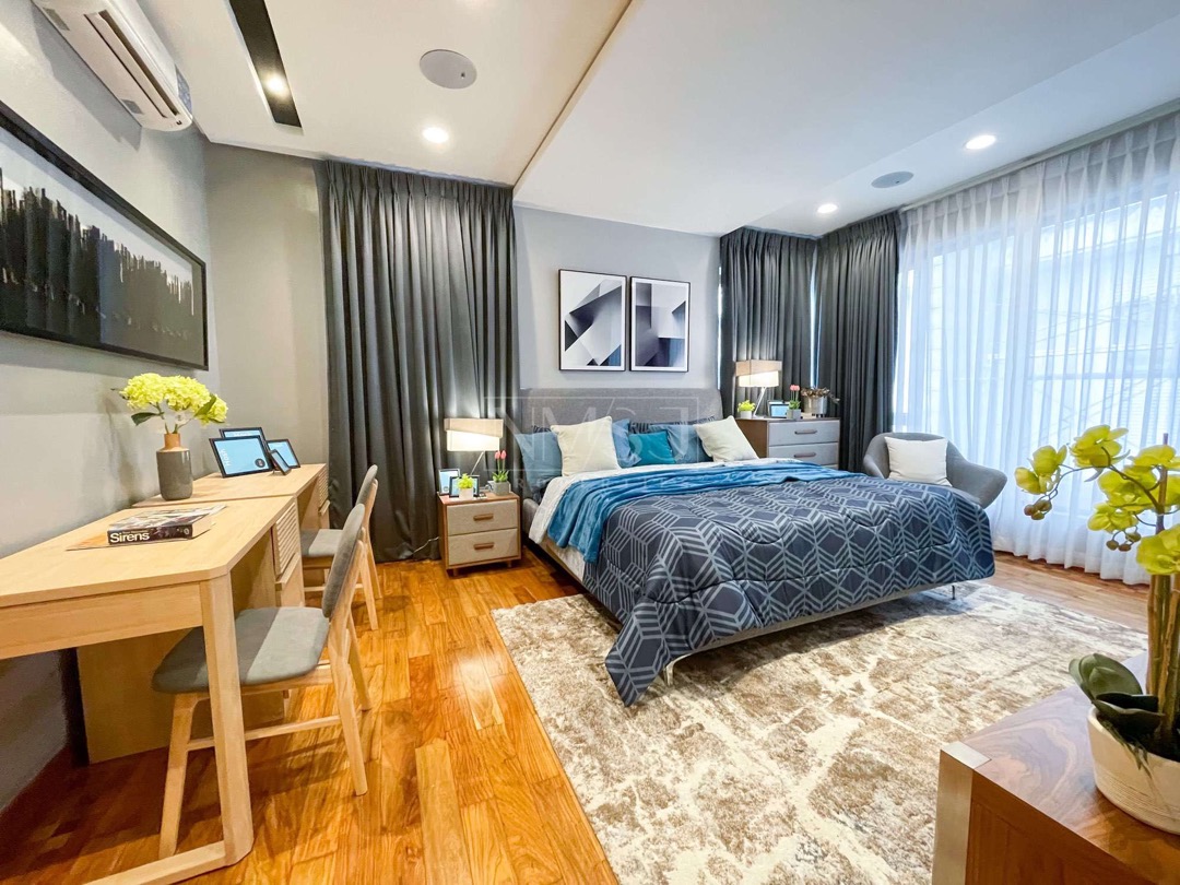 Recto Manila Townhouse For Sale near UST and San Beda, Property, For