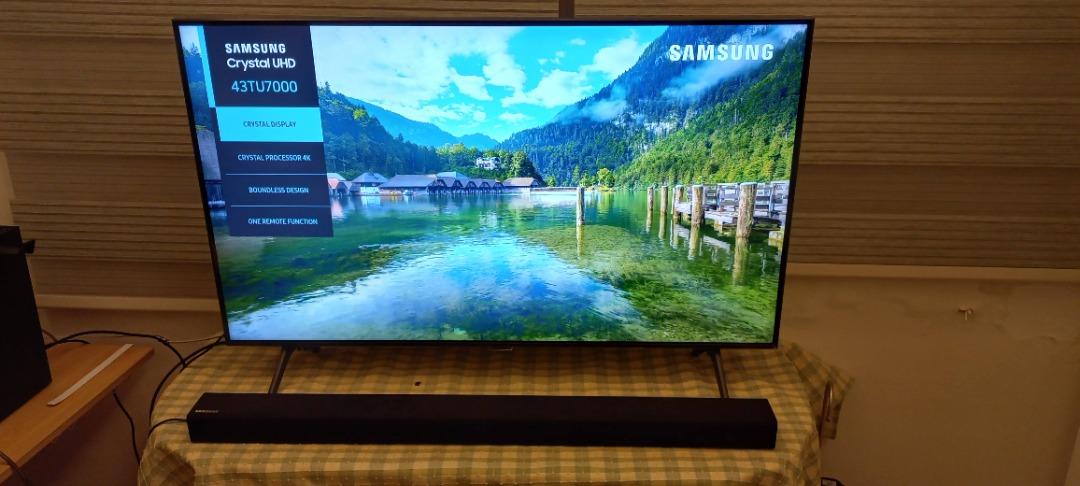Samsung TU7000 43 inch 4K Smart TV with free soundbar TV Home