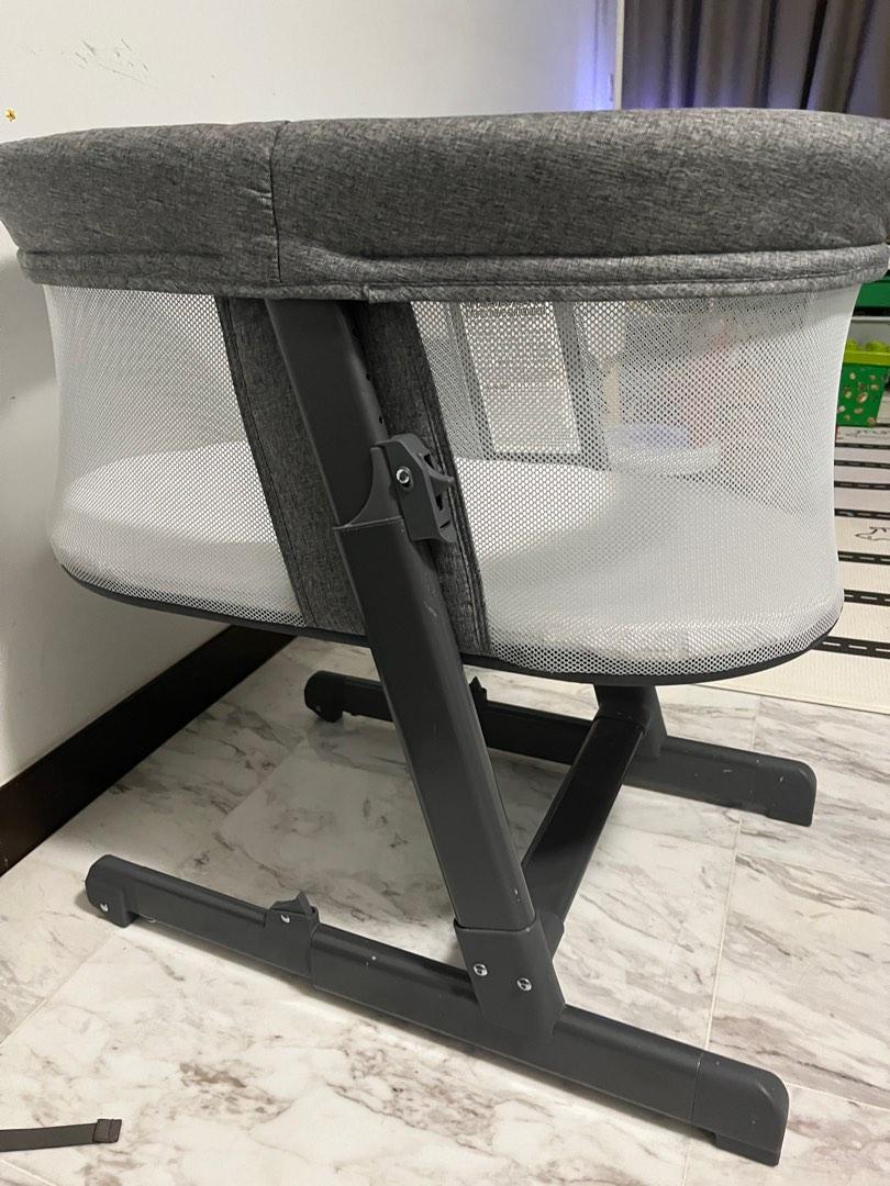 Simmons Kids Oval City Sleeper Bedside Bassinet Babies Kids