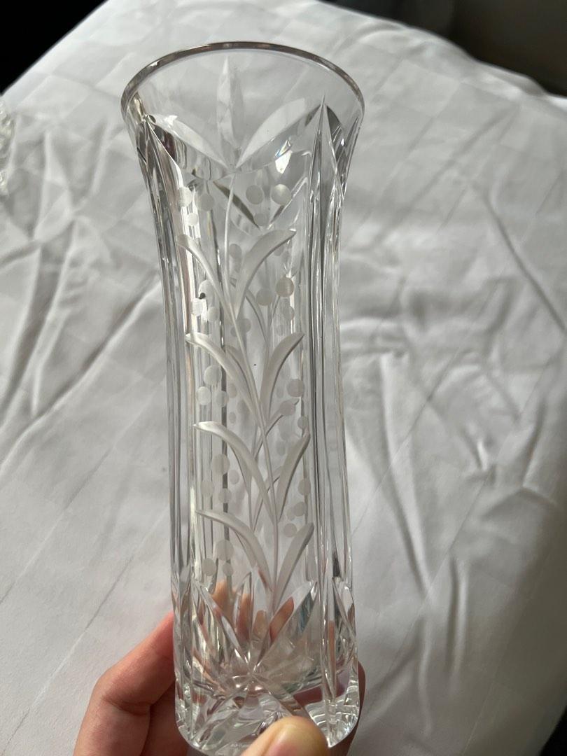 Slim Clear Glass Vase 18cm height, Furniture & Home Living, Home