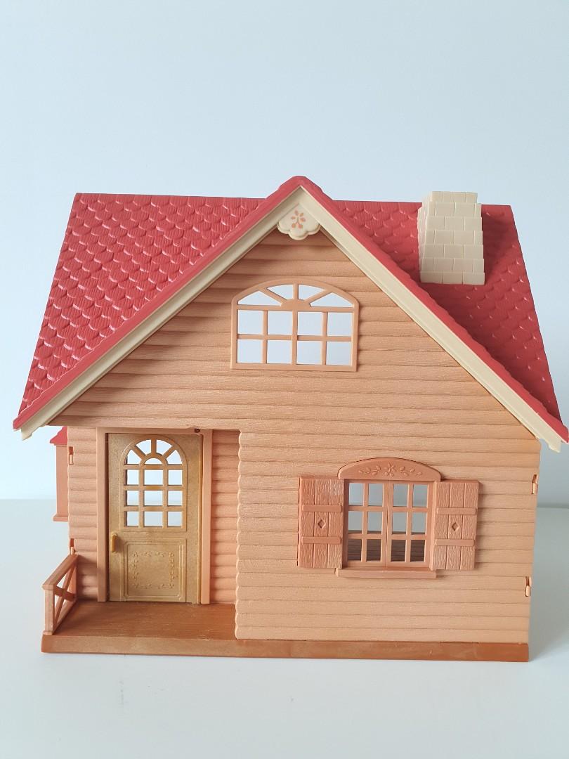 rose cottage toy Bigjigs Toys Heritage Rose Cottage Playset - Ages 3+ main image 1