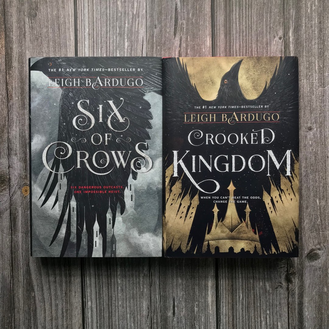 Six of Crows and Crooked Kingdom (Sprayed Edges) by Leigh Bardugo in Hardcover, Hobbies & Toys