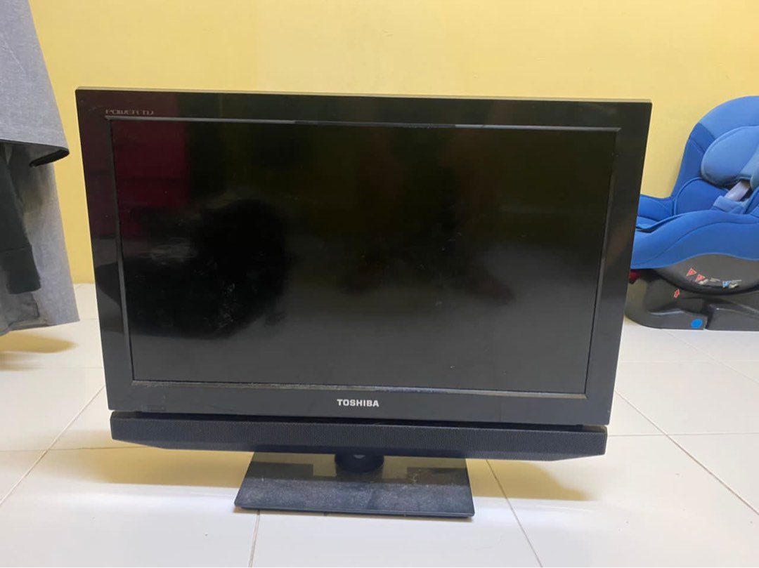 TOSHIBA 24” LED TV, TV & Home Appliances, TV & Entertainment, TV on Carousell