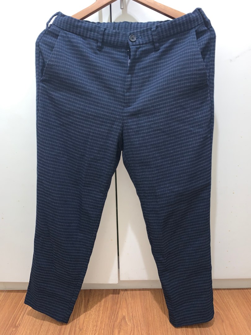 Uniqlo navy blue checkered pants, Men's Fashion, Bottoms, Chinos on