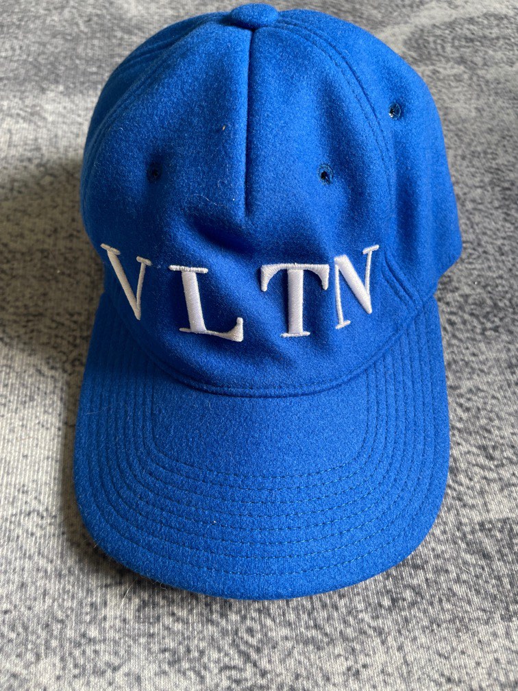 ❤︎ VLTN 帽子 新品-