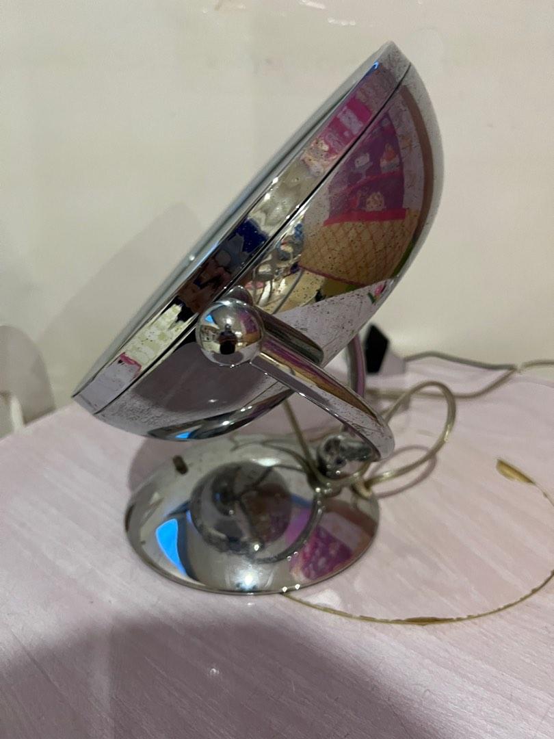 Vanity Mirror with Light (Category: Mirrors) located in Manila. Submitted by mr.arnie (Listing ID 1180190605, Image 3). Description: Vanity Mirror with light. Needs electrical outlet for light function to work.