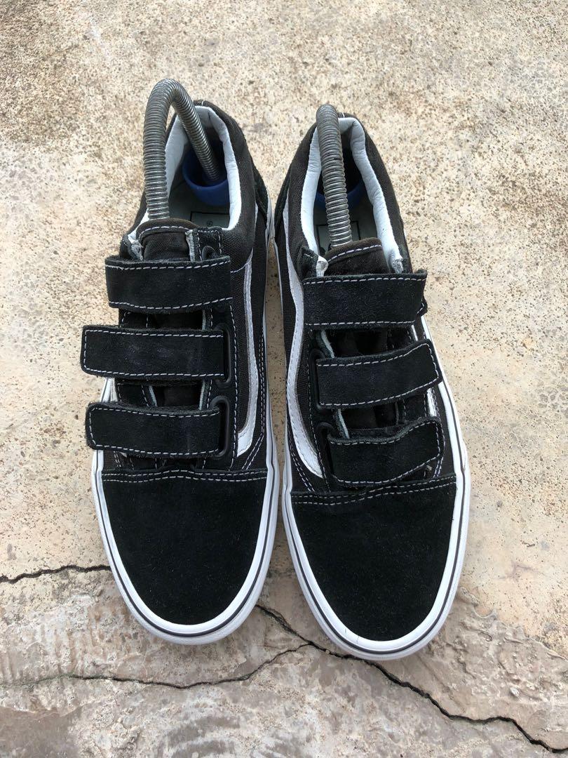 Vans Old Skool Strap Men s Fashion Footwear Sneakers on Carousell