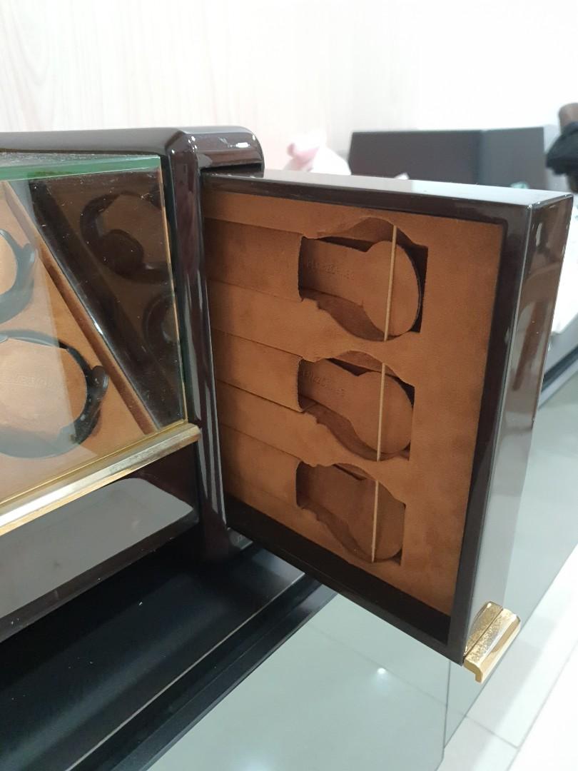 Time mover shop watch winder