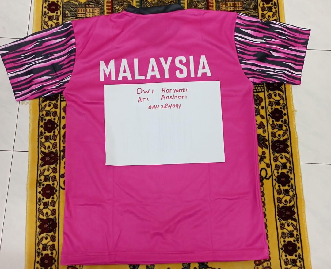 Yonex pink Malaysia, Men's Fashion, Coats, Jackets and Outerwear on