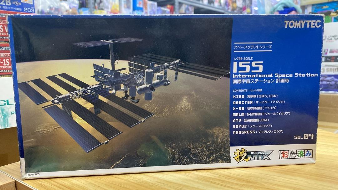 トミーテック 1/700スケール ISS 国際宇宙ステーション 技MIX彩色済み トミーテック 1/700スケール ISS 国際宇宙ステーション 技MIX彩色済み