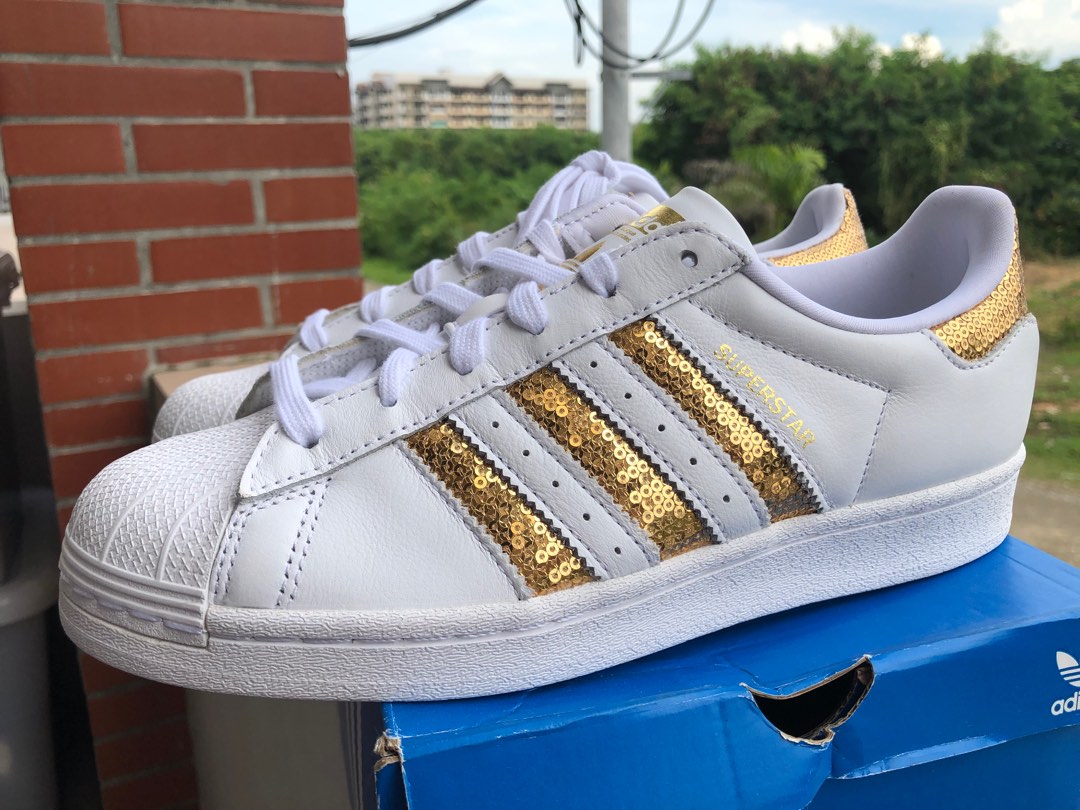 Adidas Superstar Metal Toe Shoes White / Gold Metallic / size - Women Lifestyle Trainers, Women's Fashion, Footwear, Sneakers on Carousell