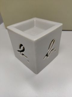 （分類：）位於 。 由 ghcwong 提交（商品編號 1180383789，圖片 1）。簡介： 。
