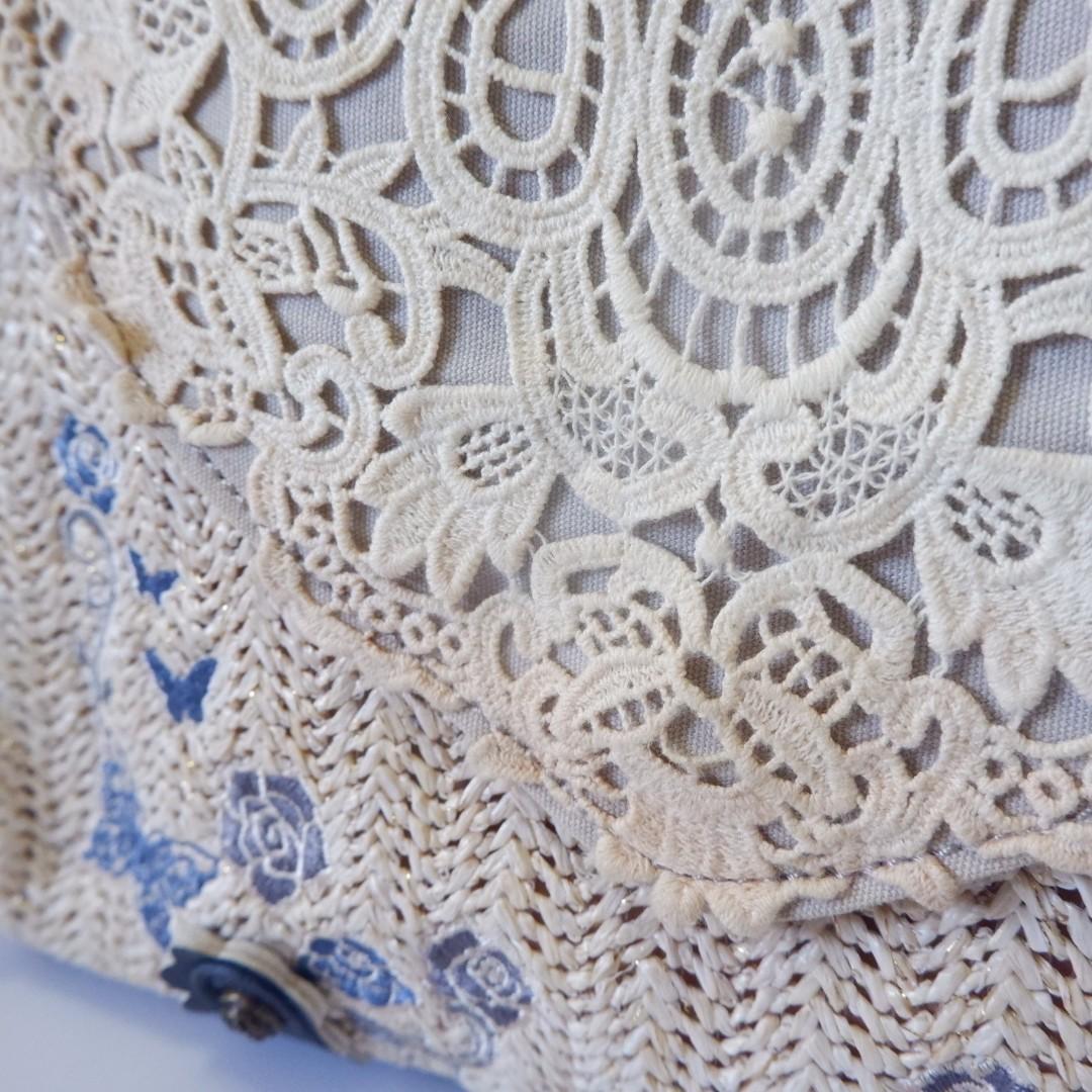 Axes Femme Sling Bag happy10, Women's Fashion, Bags & Wallets, Cross