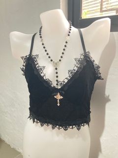 (Category: ) located in . Submitted by nirvys.closet (Listing ID 1180460009, Image 1). Description: .