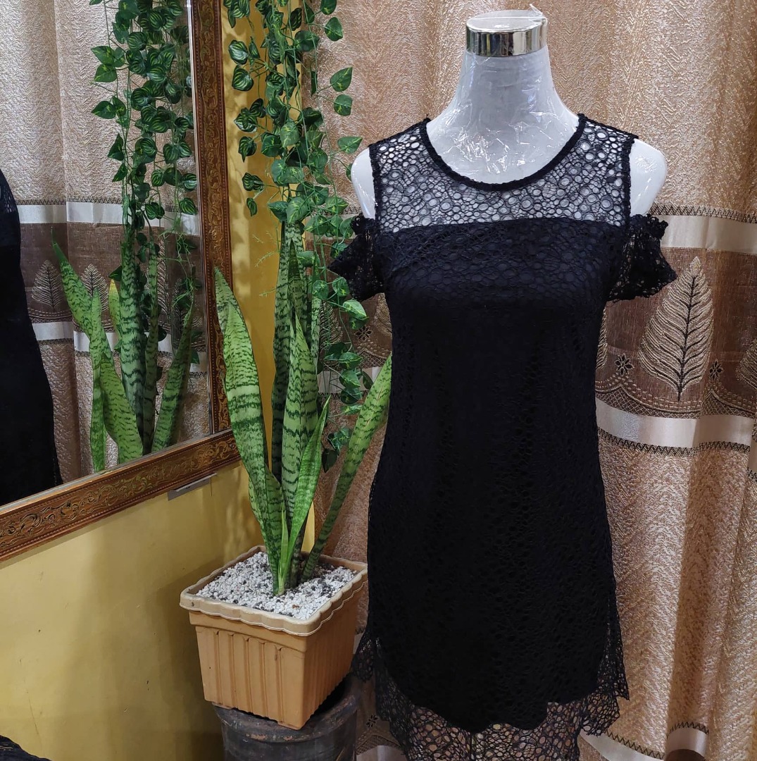18963 Black Off-Shoulder Tassel Lace Dress