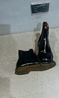 Doc Martens Chelsea boots