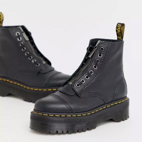 Dr Martens Sinclair zip leather boots in tumbled black, Women's Fashion,  Footwear, Boots on Carousell