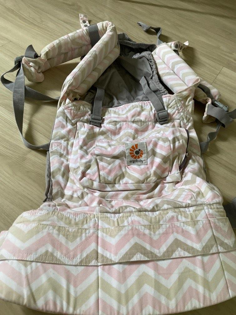 Ergo baby carrier pink chevron best sale