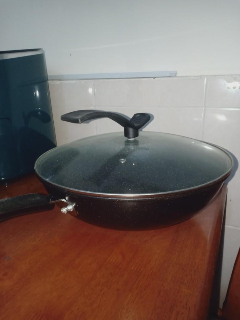 Fry Pan (Korean Brand), Furniture & Home Living, Kitchenware