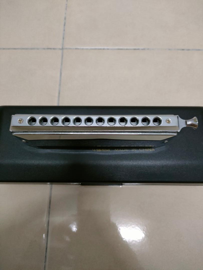 Golden Cup Chromatic Harmonica, Hobbies & Toys, Music & Media, Musical