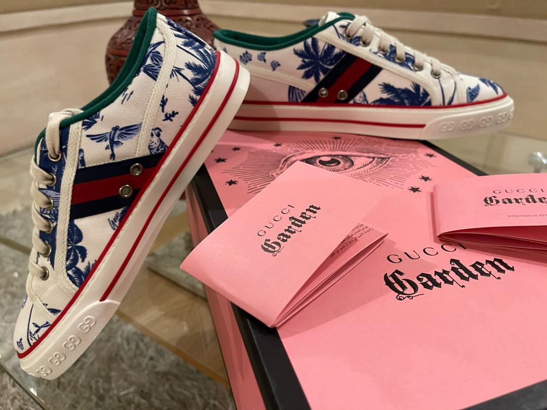 Gucci garden sneakers deals