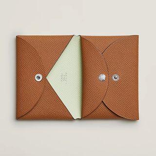 Hermes Calvi Duo Compact Verso Card Holder in Gold / Vert