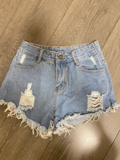 (Category: ) located in . Submitted by barnynomoney (Listing ID 1180466465, Image 1). Description: .