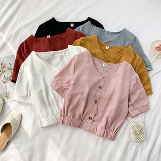 (Category: ) located in . Submitted by the.wardrobe_ (Listing ID 1180356244, Image 1). Description: .