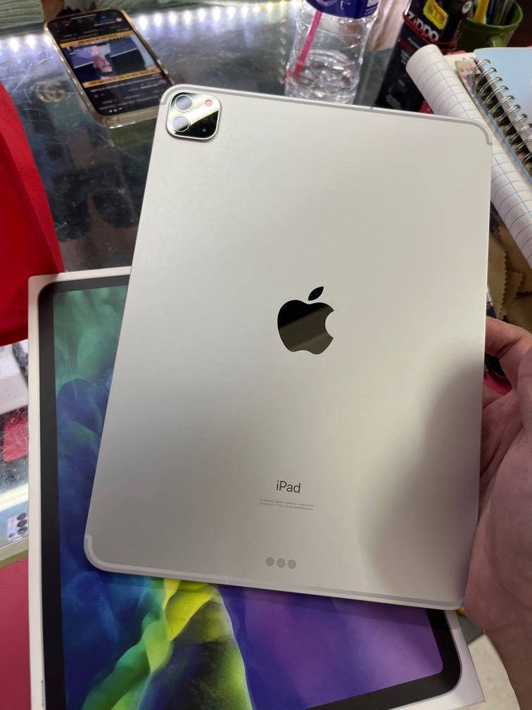 Ipad 11 pro 2nd gen 256gb LTE, Mobile Phones & Gadgets, Tablets, iPad