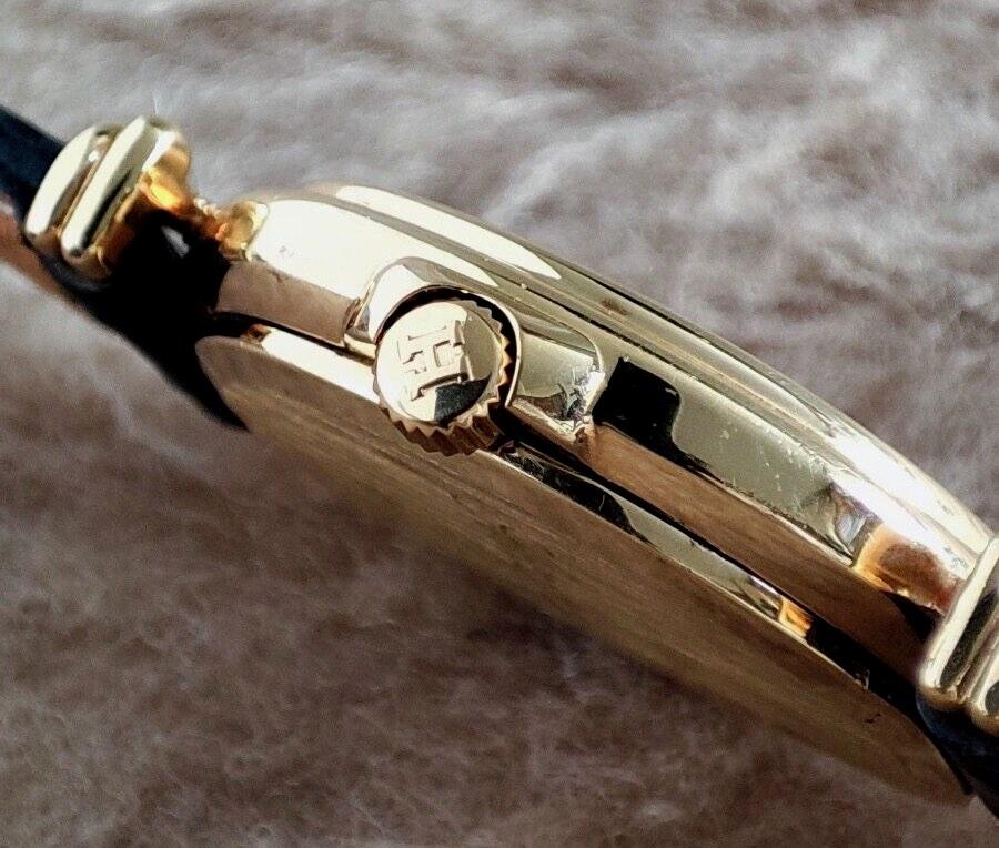 Jean d'Eve JUMP HOUR Sectora Gold Plated QUARTZ 28m MID SIZED Watch ...