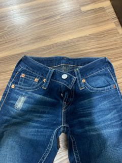 由 ada8775 (刊登 ID 1180386940，圖片 1) 提交，位於 的 (類別：)，說明：。