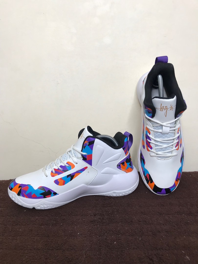 LiNing Basketball Shoes Size 7, Men's Fashion, Footwear, Sneakers on Carousell