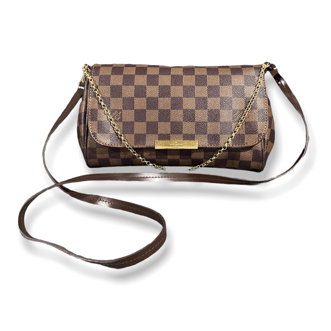 Louis vuitton sling bag Made in USA Detail & price silahkan DM