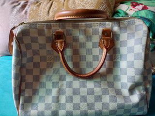 (Category: ) located in . Submitted by MsGirl (Listing ID 1180287671, Image 1). Description: .