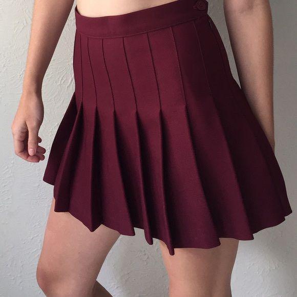 Maroon tennis skirt Women s Fashion Bottoms Skirts on Carousell