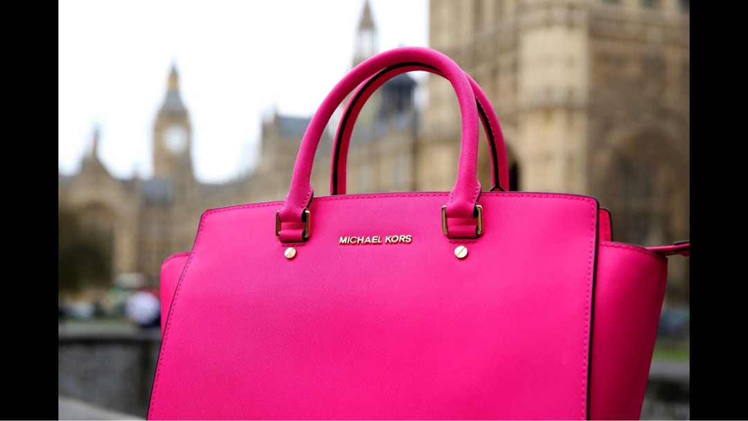 Hot pink michael kors wristlet clearance