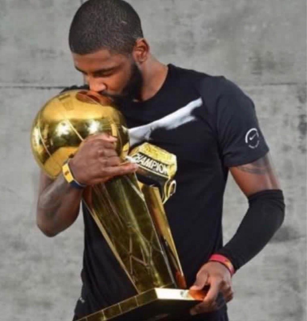 Nike kyrie champion t shirt outlet