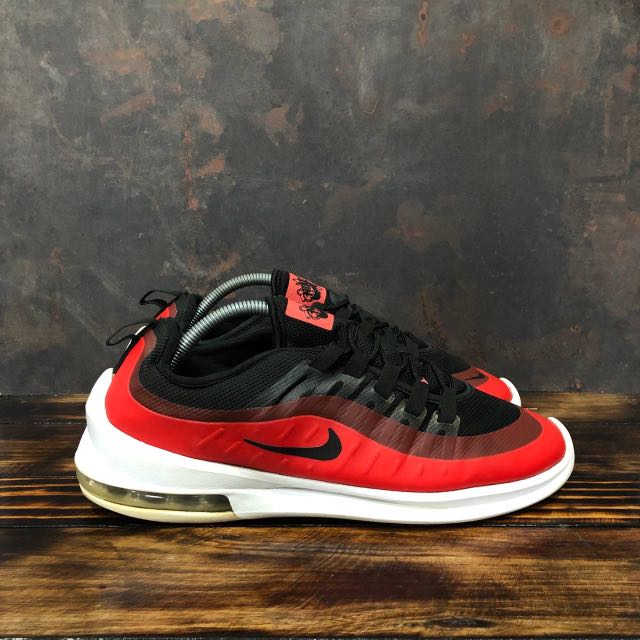 mens nike axis