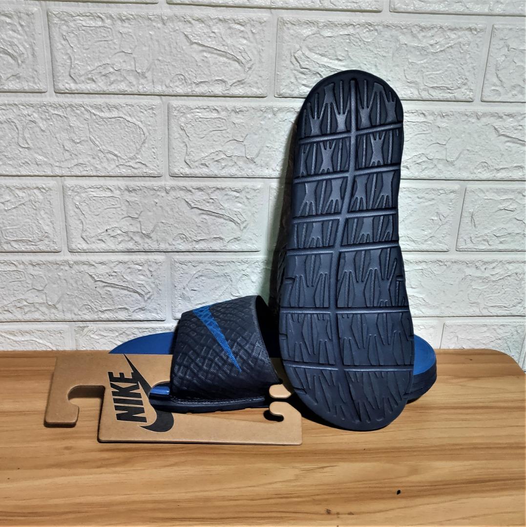 mens nike flip flop