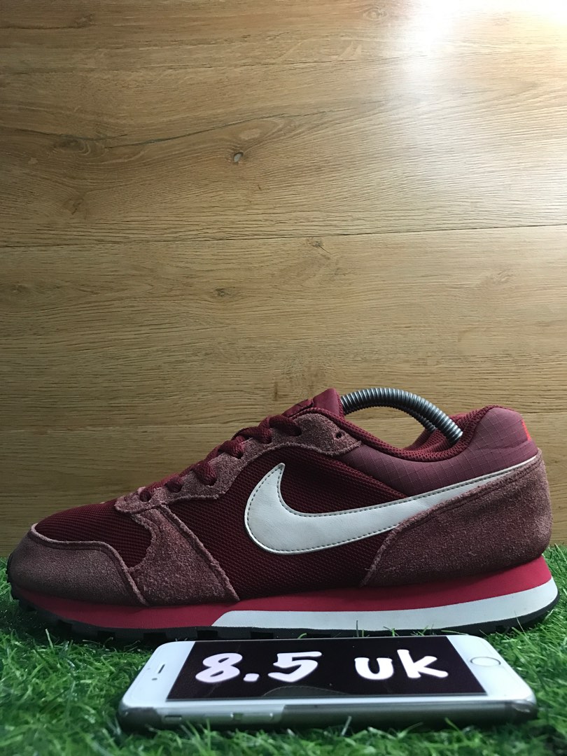 Nike internationalist sales granate