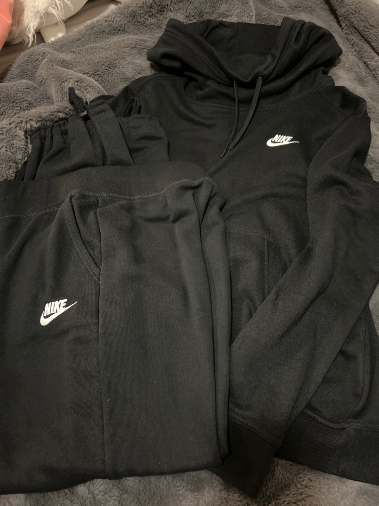 cheap nike track suits