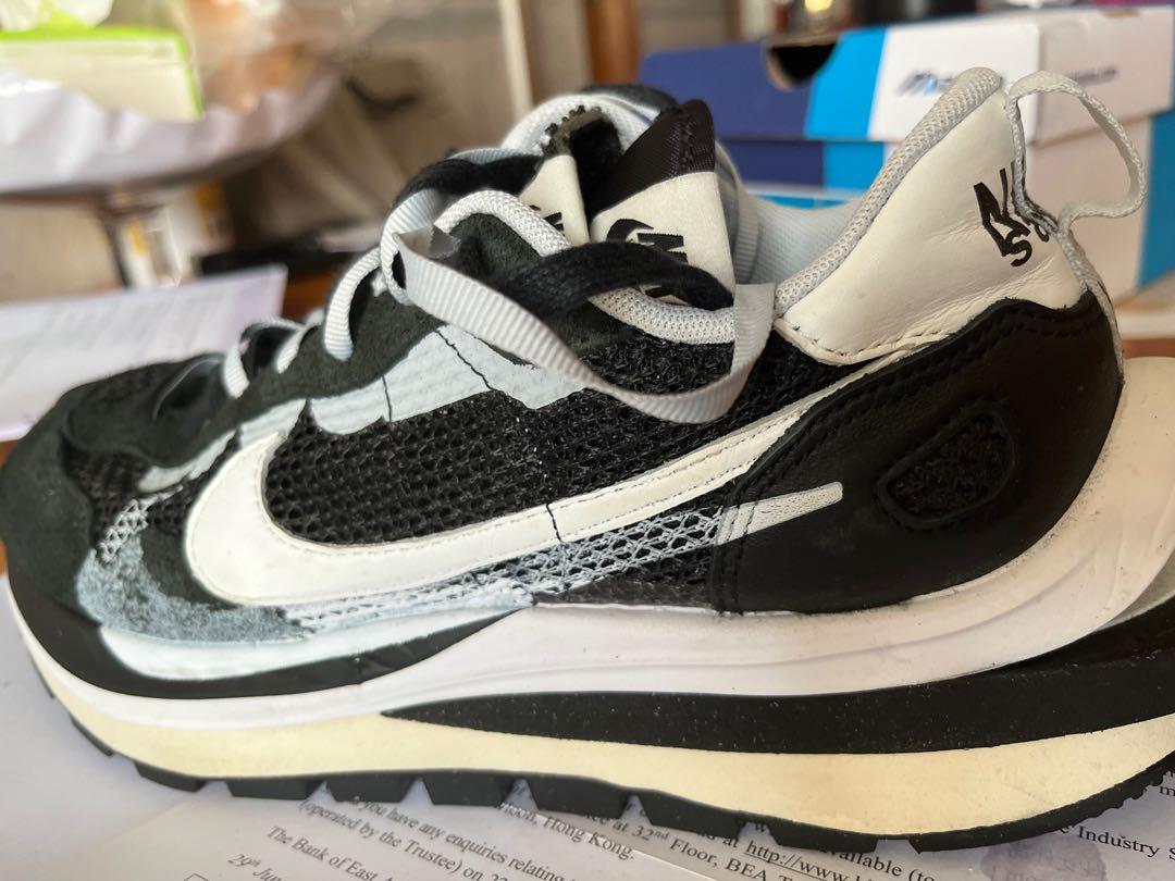 Nike Vaporwaffle x Sacai black US7 Eur 41, 男裝, 鞋, 波鞋- Carousell