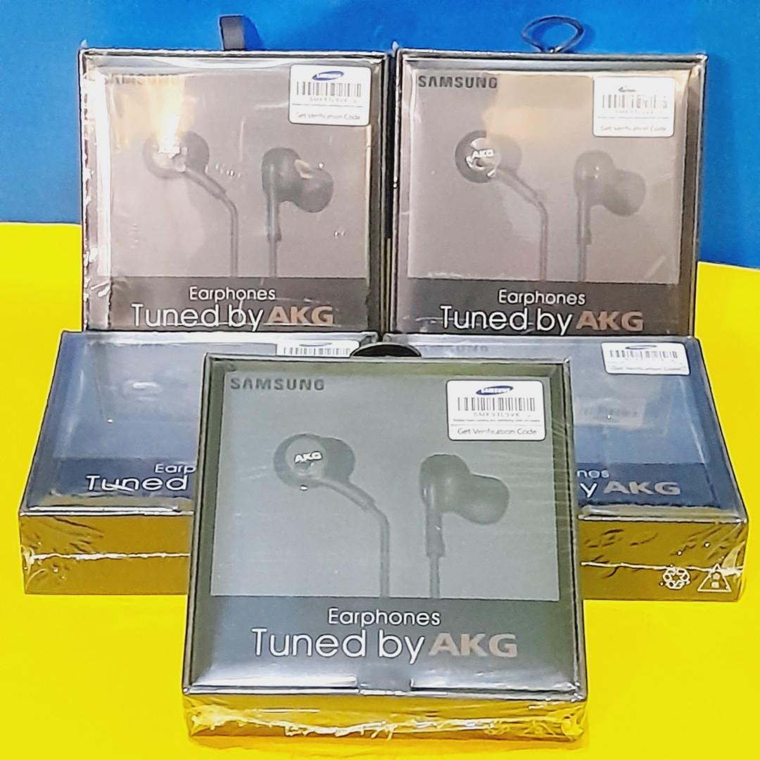 Samsung AKG HEADSET (Category: Earphones) located in Paranaque City. Submitted by audioaddict0517 (Listing ID 1180372029, Image 1). Description: high quality akg original headset SAMSUNG S10 SAMSUNG AKG SAMSUNG AKG M22 ,M23 ANC HEADSET.