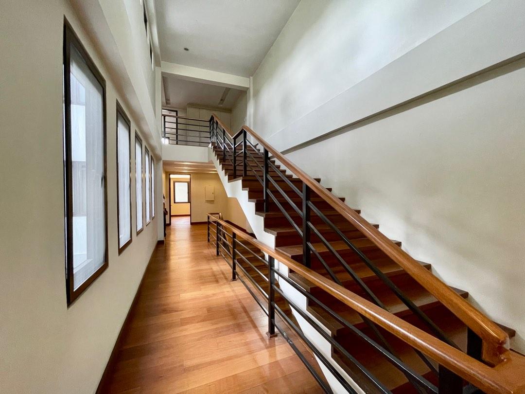 San Lorenzo Village House and lot 4 Bedroom with garden, Property