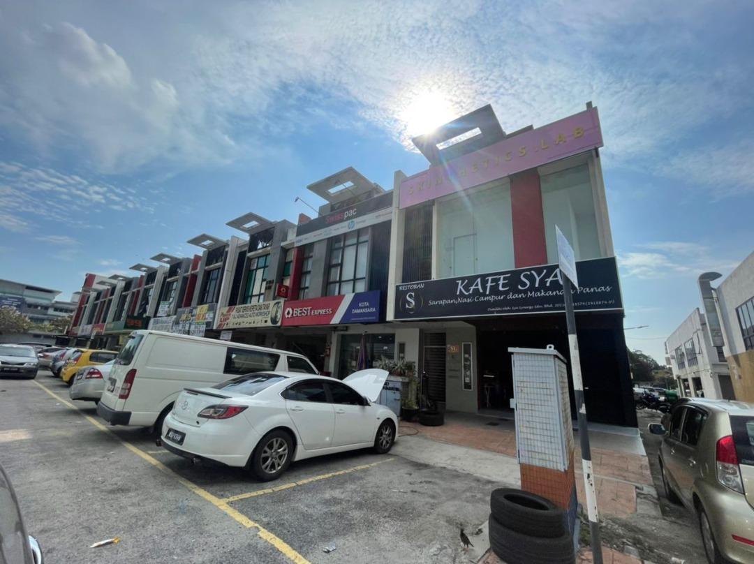 SHOP LOT GROUND FLOOR TO RENT AT KOTA DAMANSARA( DEPAN USTAZ PHONE