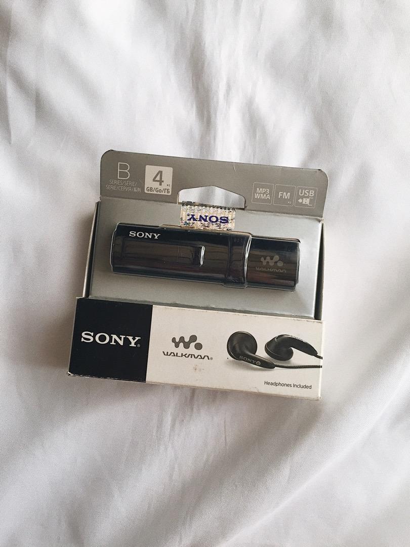 Sony Walkman NWZ-B183F 4GB in Black, Audio, Portable Music Players on ...