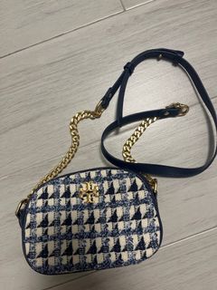 （分類：）位於 。 由 chinging._. 提交（商品編號 1180442578，圖片 1）。簡介： 。