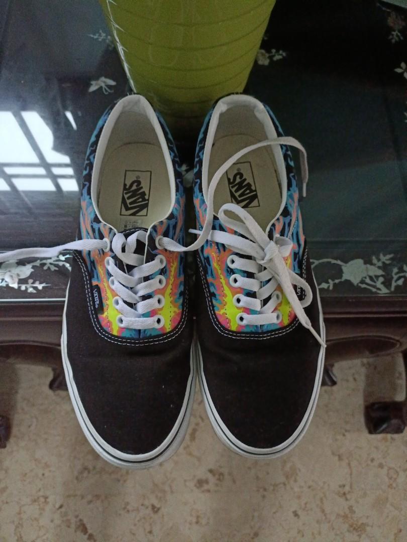 Rainbow flame vans store